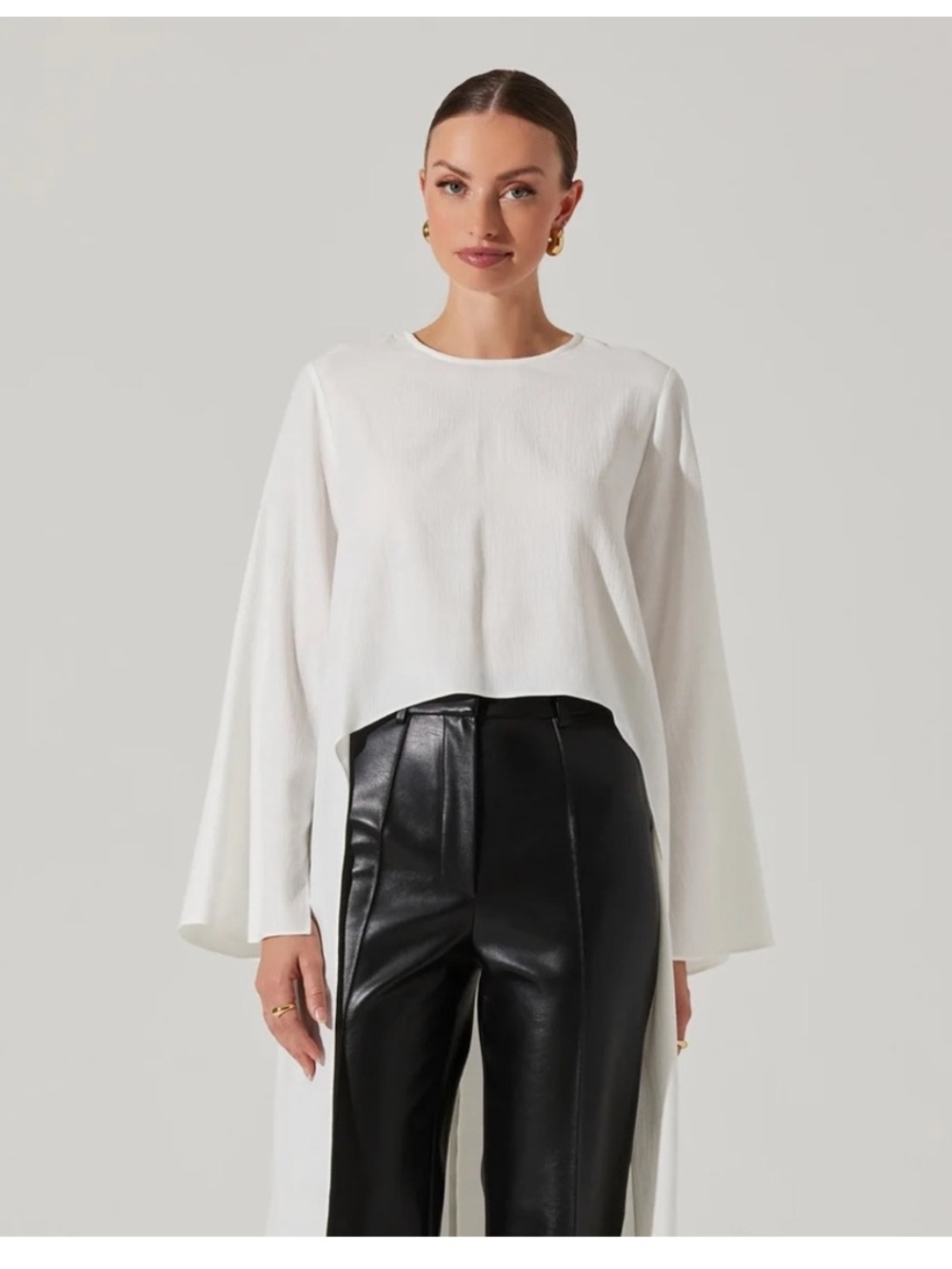 ASTR the Label White Long-Sleeve Draped Women's Top